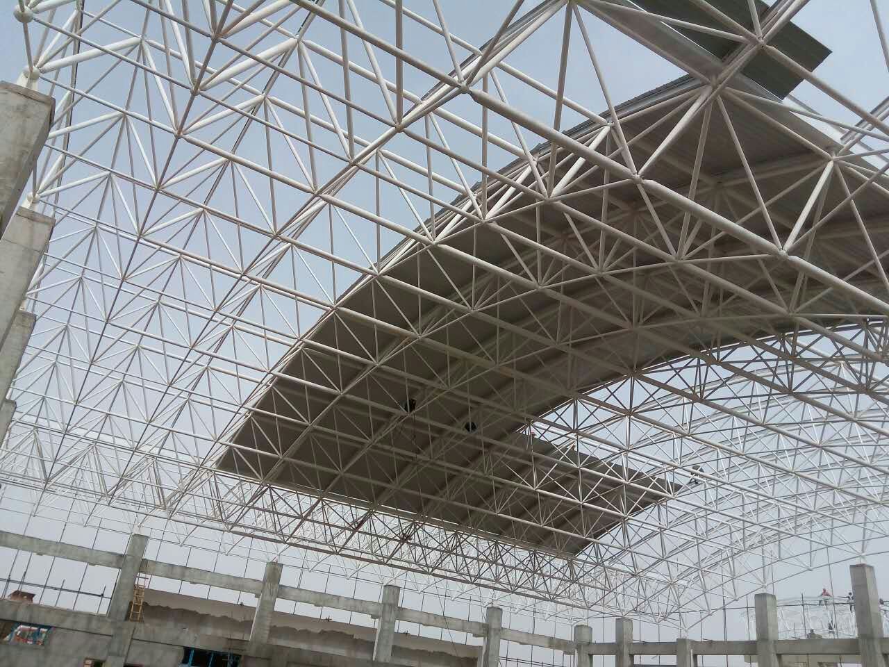邢台青岛一汽网架